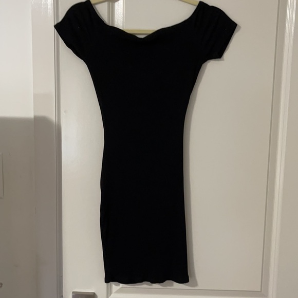Worn once/ ribbed fitted dress - Picture 3 of 3